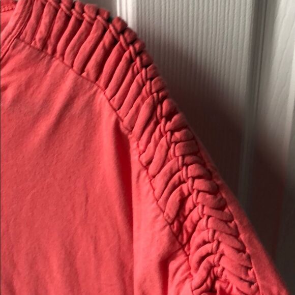 🍭*6/$30* Cameo Rayon/Cotton Blend Coral top 2X - Picture 3 of 8